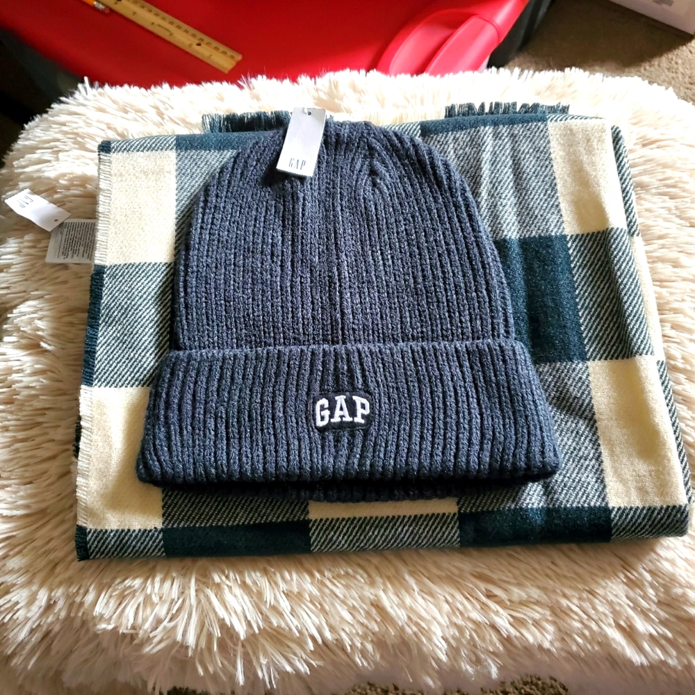 Plaid scarf & beanie hat set